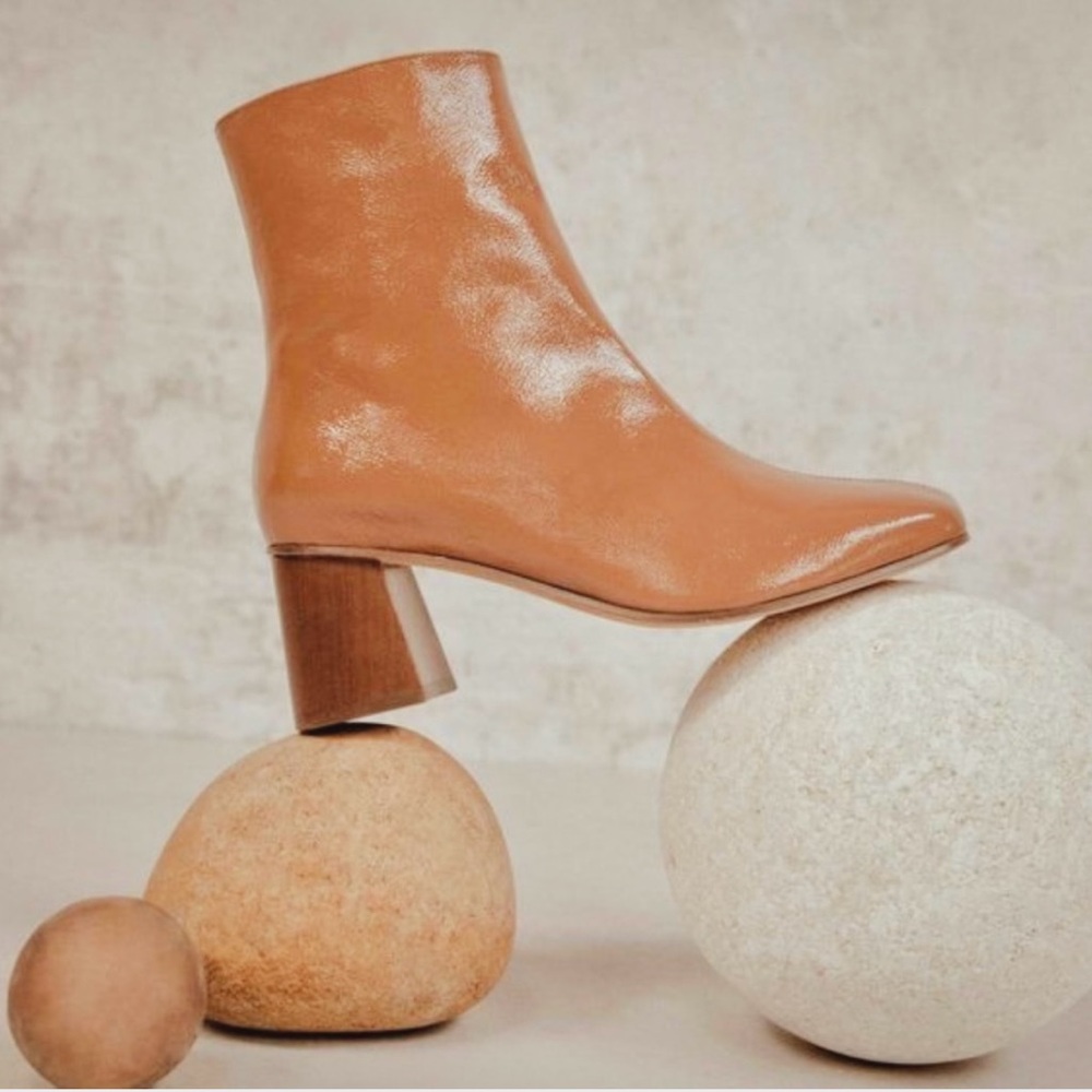 Brown Ankle Boots: Bobbies Paris - Sarah Booties in Camel - Sezane Axelle Style